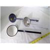 Image 2 : 3 Enamel Ladels