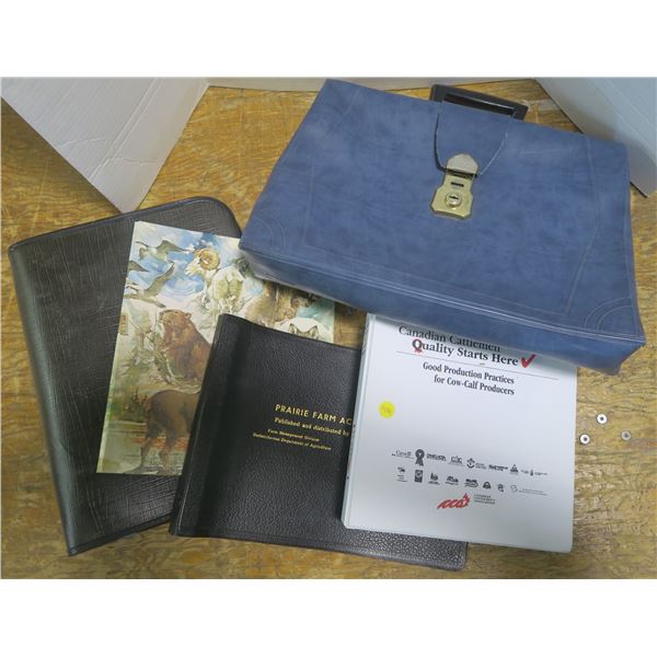 Lot of Binders (Empty) + Carry Case