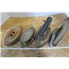 Image 2 : 4 x SAD Irons