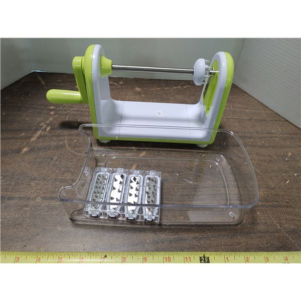 Simple Taste Food Spiralizer (excellent used condition)