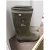 Image 2 : Size 12 Rubber Boots
