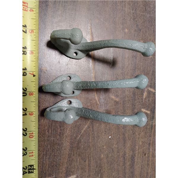 3 x 4" Iron Teal Hooks