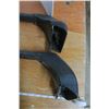 Image 2 : Automobile Roof Rack Bars - 45" + 43" Length