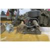 Image 7 : Misc. Small Engine Parts