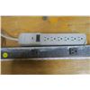 Image 3 : 4ft 7 Outlet Power Strip + Power Bar - Working