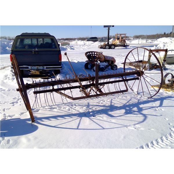 Vintage Pull Behind Hay Tedder/Raker