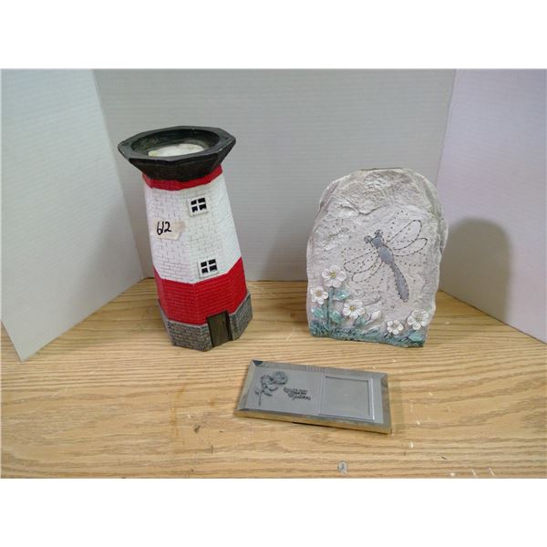 2 Lawn Ornaments, 1 Small Picture Frame