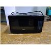 Image 2 : RCR 700W Microwave Black