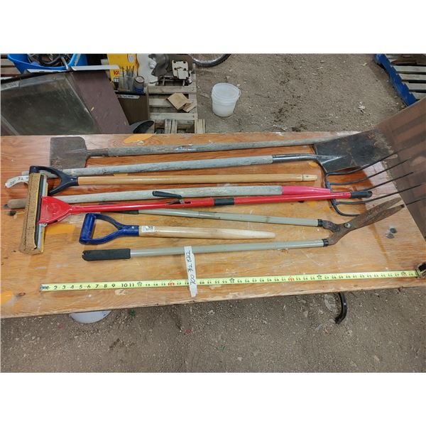 Lot of Misc. Tools / Handles