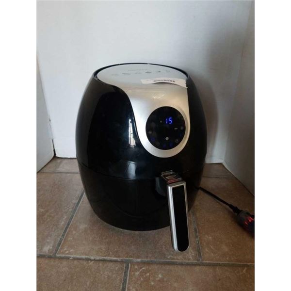 INSIGNIA 5L DIGITAL AIR FRYER - TESTED WORKING