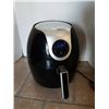 Image 2 : INSIGNIA 5L DIGITAL AIR FRYER - TESTED WORKING