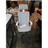 Image 1 : AS NEW WHITE EXECUTIVE ERGANOMIC GAS LIFT OFFICE CHAIR