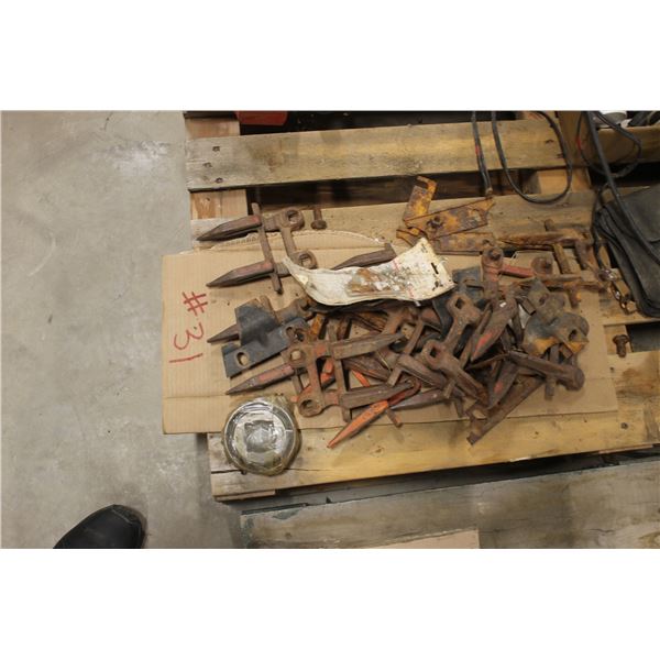 Knive guards, bearing, pickup teeth, comalong and misc.
