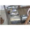 Image 1 : 4 Batteries