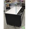 Image 2 : REFRIGERATED GRAB AND GO W/ GLASS TOP DISPLAY
