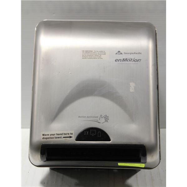 GP ENMOTION AUTOMATIC TOWEL DISPENSER