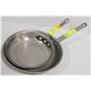 Image 1 : TWO ALUMINIUM COMMERCIAL FRYING PANS