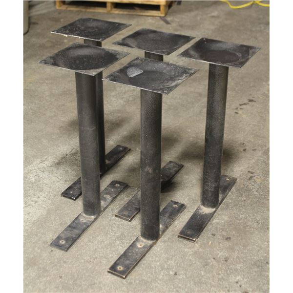 GROUP OF FIVE FLOOR-MOUNT SINLGE LEG TABLE BASES