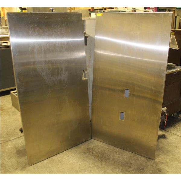 2 INSULATED STAINLESS STEEL WALL KITCHEN PANELS