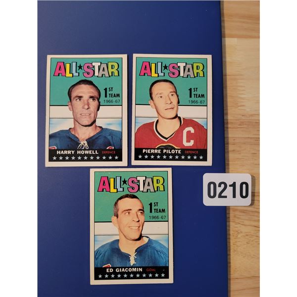 1966-67 Allstar Ed Giacomin - Harry Howell - Pierre Pilote