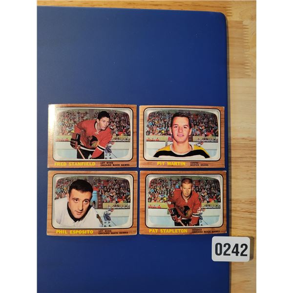 1965-66 Black Hawks - Phil Esposito - Fred Stanfield - Pat Stapleton - Bruins Pit Martin