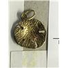 Image 2 : Gold Charm