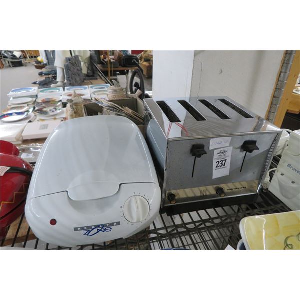 Lot of Toaster, Mixers & Mini Grill