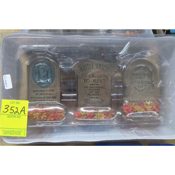 Disney Haunted Mansion Set of 3 Tombstones