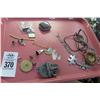 Image 1 : Tray Lot of Fir Bit, Necklaces & Cuff Links