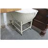 Image 2 : Vintage Wicker Bassinet