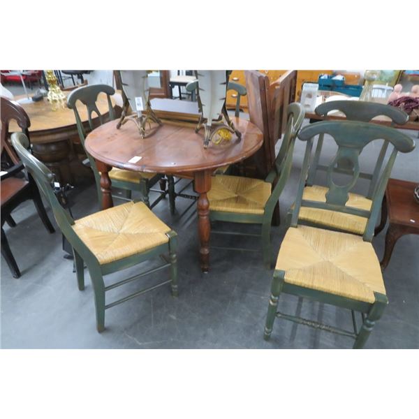 Round Oak Dining Room Set w/6 Green Rattan Chairs & 2 Leafs