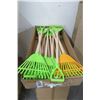 Image 1 : 6-Small Garden Rakes (Case of 20) - 6 X $