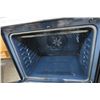 Image 3 : Samsung Electric Flattop Range/Oven - Used - Side Dent