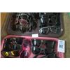 Image 2 : 3-Tray of Fashion Sunglasses - 3 X $