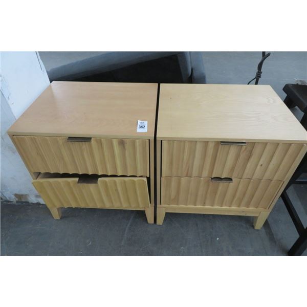 2 Drawer End Table (2)