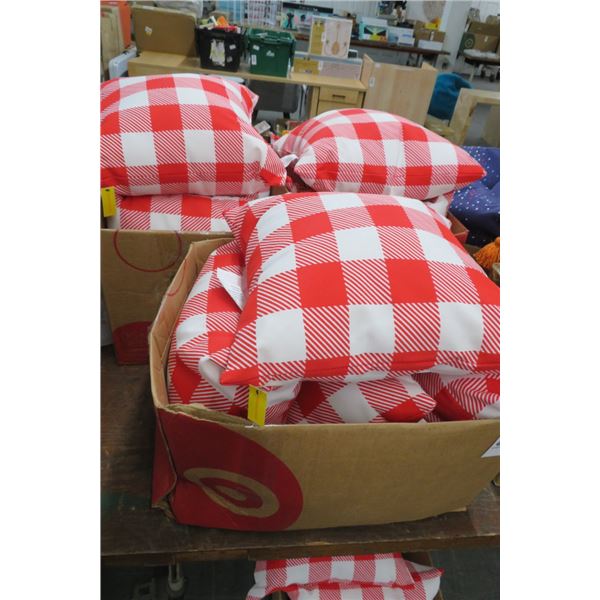 4-Box of Red & White Indoor/Outdoor Pillows - 4 X $