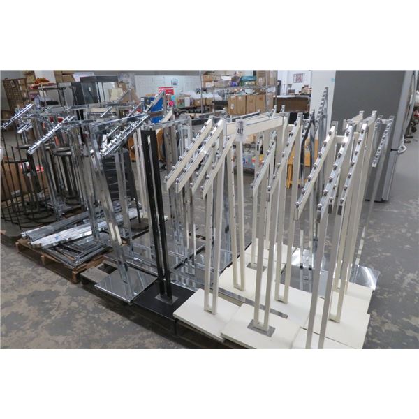 Pallets w/Garment Stands Chrome (3)