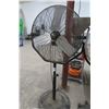 Image 1 : HDX Pedestal Fan