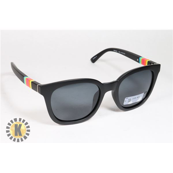 PAIR OF BODY GLOVE SUNGLASSES