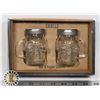 Image 1 : NEW SKULL THEME SALT AND PEPPER SHAKER SET