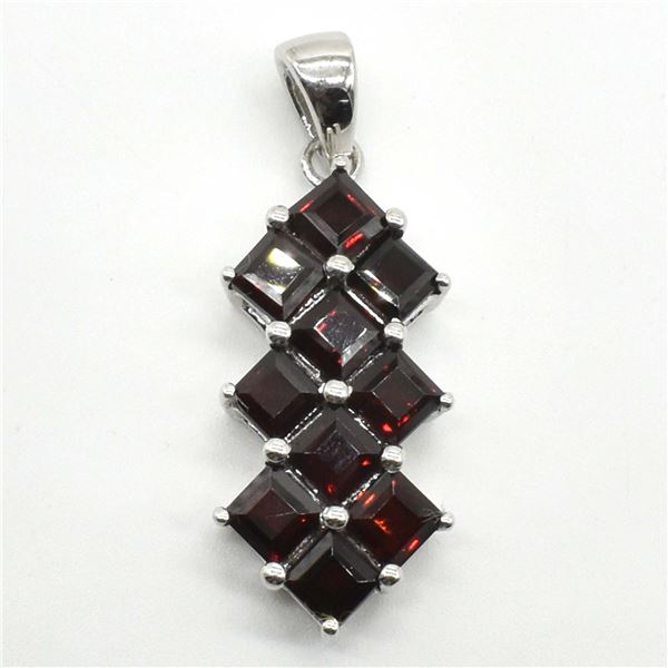 SILVER GARNET(3.6CT) RHODIUM PLATED PENDANT