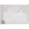 Image 1 : WOMENS SIZE 40 WHITE SPORTS BRA