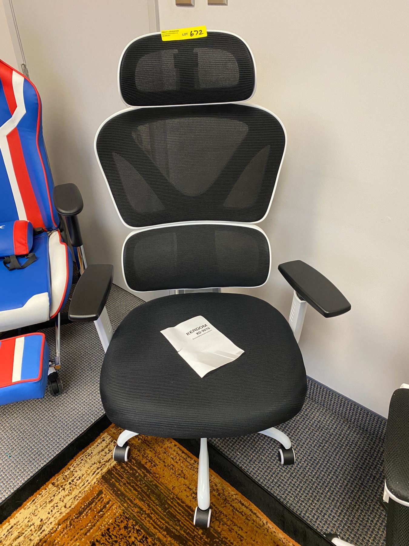 Kerdom KERDOM KD-9070 Office Chair - Black with White