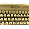 Image 2 : Royal Typewriter - Safari