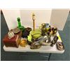 Image 1 : Collection of Miscellaneous Collectibles