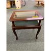 Image 1 : Antique Display Table with Glass - approx. 21 1/2in x 15 1/2in x 22 1/2in - beautiful piece for disp