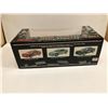 Image 2 : 1/18 Scale Diecast -2000 Monte Carlo SS - Official Pace Car - Indy 500