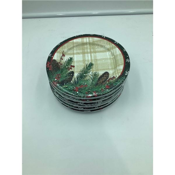 Festive Holiday Paper Plates