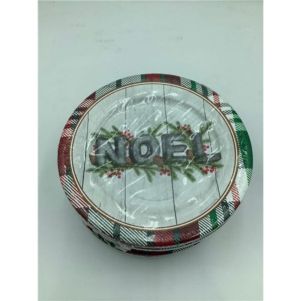 Festive Holiday Paper Plates