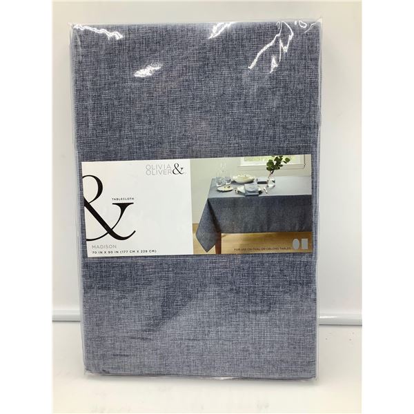 Olivia & Oliver Tablecloth (70in x 90in)
